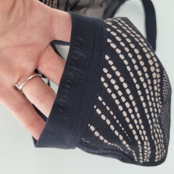 Lululemon awake to lace nlack nude bra size DD 32 - Picture 4 of 6